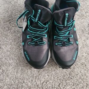Columbia Black and Teal Outdoor Shoes